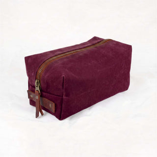 Woodland Dopp Kit Sample (Burgundy)
